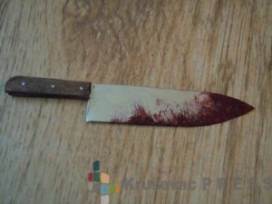 krvavi nož