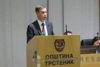 Miroslav Aleksić, predsednik Opštine Trstenik, obrazložio je predlog budžeta za 2016. godinu 