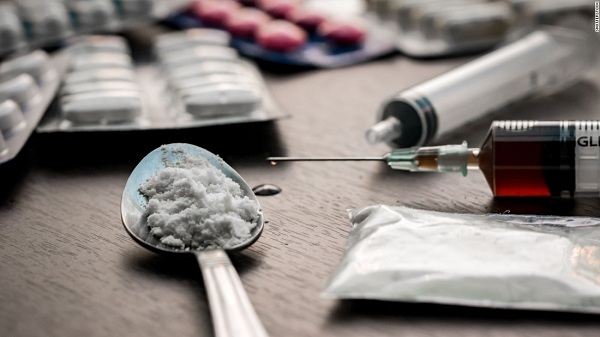 VELIKA AKCIJA POLICIJE: Zaplenjeno 922 grama heroina, 1,2 kilograma marihuane, 16 grama kokaina…