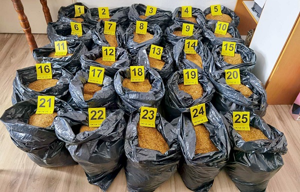 AKCIJA POLICIJE U TRSTENIKU: Zaplenjeno 125 kilograma duvana
