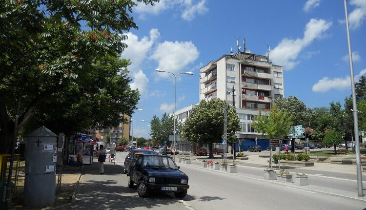 Blace tražilo od države da prenese svojinu nad zemljištem, pa planiraju da je daju privatniku?