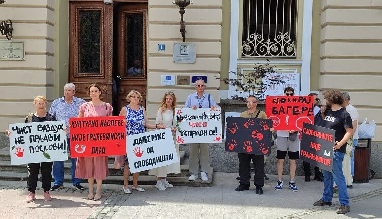 PROTEST GRAĐANA: Koliko koštaju radovi na Slobodištu?