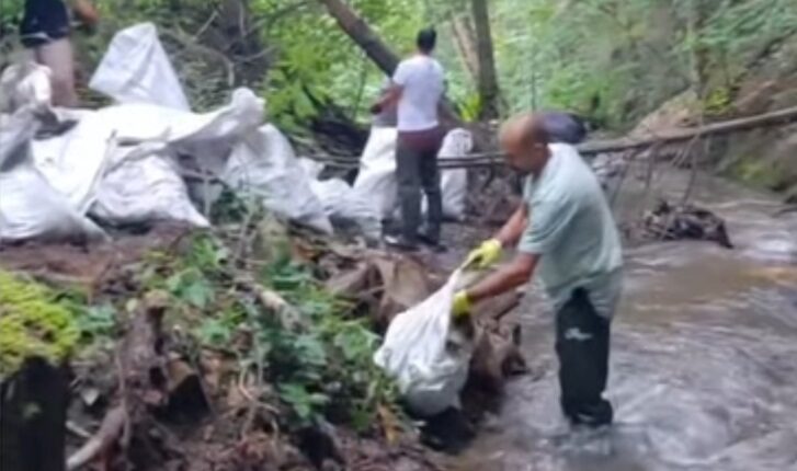 Udruženje “Rajko od Rasine” vredno čisti vodotokove, apeluje da se reke ne zatrpavaju otpadom!